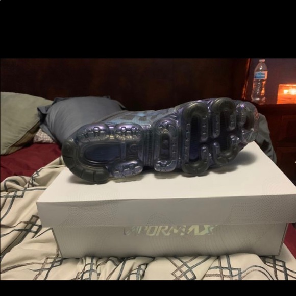 Nike Air Vapormax 2019 size 10.5 - Picture 3 of 8
